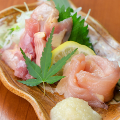 鹿児島県地鶏の鶏刺し二種盛り