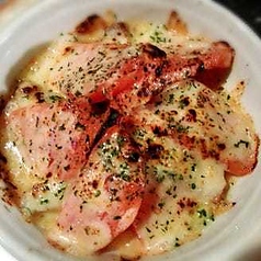 豚肉とトマトのチーズ焼き