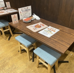 4名様用ソファー席