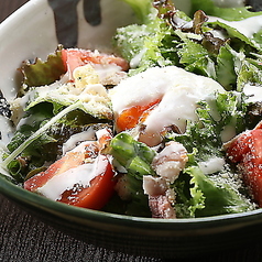 温玉シーザーサラダ