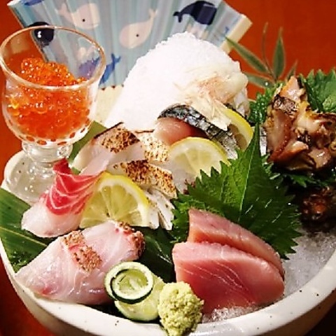 送別会に最適な個室完備。逸品料理と飲み放題で楽しい時間を演出
