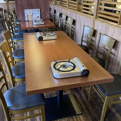 ちょっとした人数での集まりにおすすめな6名様でご利用いただけるお席もございます！