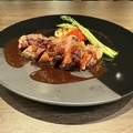 料理メニュー写真&nbsp;京の都もち豚肩ロースと野菜のグリル　赤ワインのソース