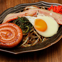 当店名物「両面焼きそば」ぜひお試しください！