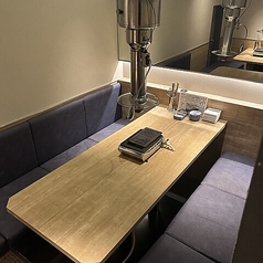 焼肉酒場 べごべご 中野の雰囲気2