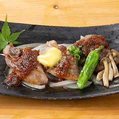 鮪ほほ肉バター焼き