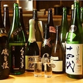 日本酒は５０種類以上ご用意！！是非お気に入りの日本酒を見つけてください！全国各地の銘酒や焼酎なども豊富に取り揃えております。日本酒が苦手な方もこの機会に是非お試し下さい！