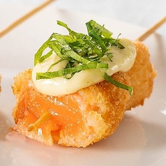 サーモンレアフライ串
