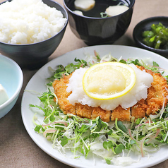 香味野菜の夏みぞれとんかつ定食