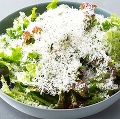 たっぷりチーズのグリーンサラダ　～レモンのドレッシング～