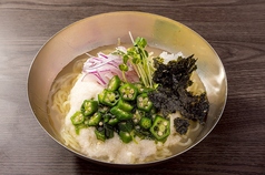 夏のさっぱりねばとろ冷麺