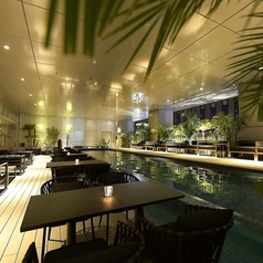 Poolside Restaurant WaterHole プールサイドレストラン ウォーターホール 新宿 東急歌舞伎町タワーの特集写真