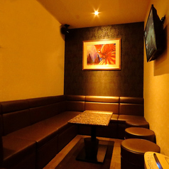 貸切は7名様から受け付けておりますので少人数貸切にてご利用くださいませ。※写真は一部のお席ですが店内貸切となります。