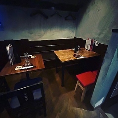 こちら半個室のお席をご準備しております♪お気軽にご連絡くださいませ。