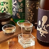 落着いた照明で、ゆったりとお酒が味わえます。酒は料理に合わせて選んで頂けるので、日本酒初心者でも安心。 日本酒の温度を微調整し、酒によって様々な飲み方を提案します。日本酒が美味しく飲めるよういたします。◇郡山　宴会　歓送迎会　女子会　接待　貸切◇