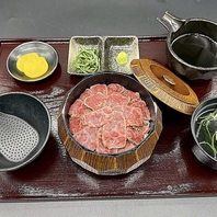 11：00～14：00でランチ営業も行っております。