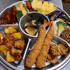 食堂の手作りオードブル