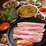 多彩な韓国料理！海鮮チヂミと辛旨おつまみ！