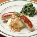 料理メニュー写真&nbsp;熊本県産生ソーセージとマッシュポテト