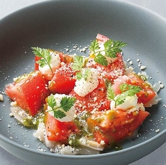 トマトとマスカルポーネのカプレーゼ風
