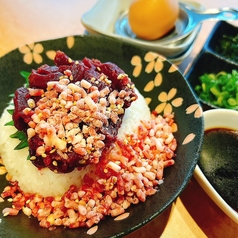 上赤身ユッケ丼