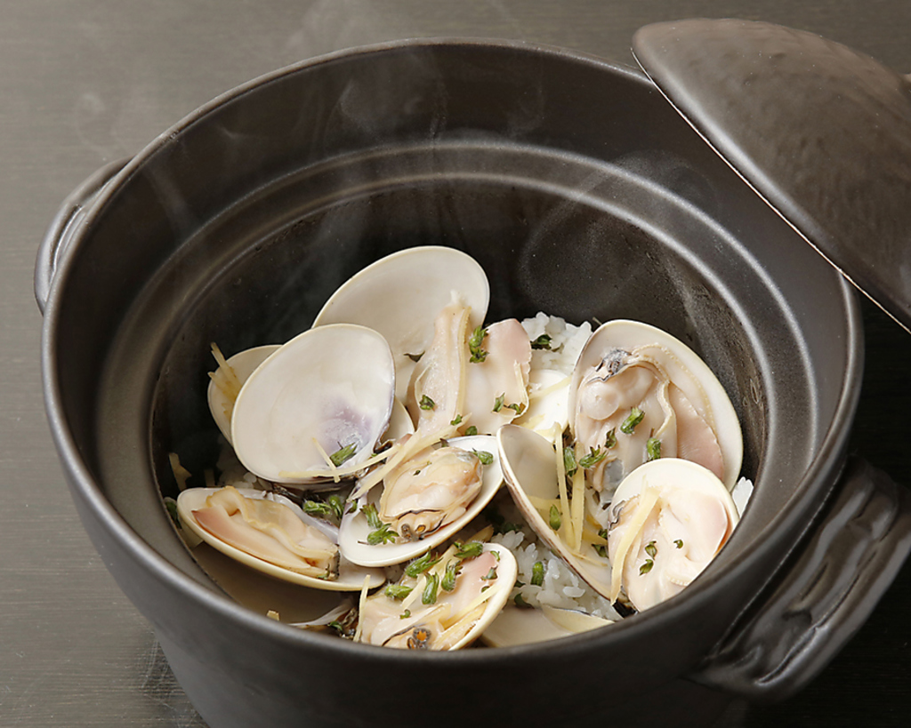 蛤と生姜の土鍋ごはん