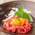 料理メニュー写真&nbsp;忠心蔵 炙りユッケ
