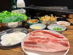 洋韓dining弥栄の特集写真
