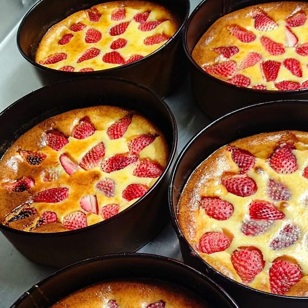 季節のフルーツを使用したデザートメニューもご用意しております。※季節によりご提供時期異なります