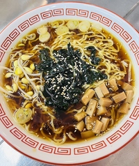 わかめ醤油ラーメン