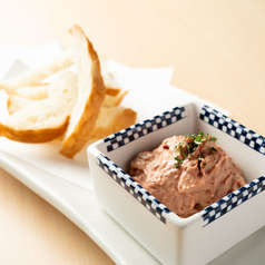 鶏レバーのパテ～こんがりバケットを添えて～