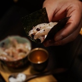 四季折々の新鮮な食材を贅沢に使った創作料理が当店の魅力。季節の味覚をぜひご堪能ください。