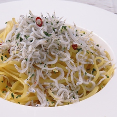 篠島産しらすのペペロンチーノ