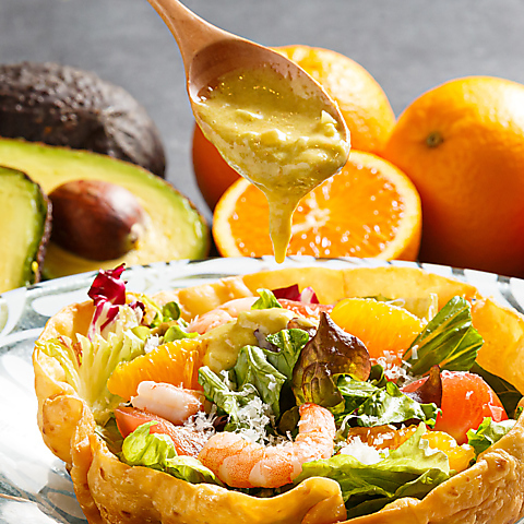 �_�C�j���O���_�[�c�o�[ �x�m�A���l�n�}�{�[���C�A�X�X