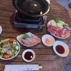 お肉はもちろん、お刺身がついたBBQセットがおすすめ！