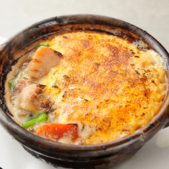 特製肉じゃが卵とろろグラタン
