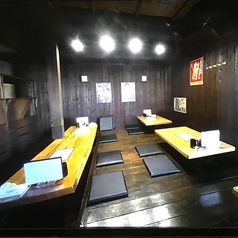 博多本格炭火焼鳥 喜楽の雰囲気1