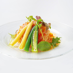 夏野菜の冷製トマトパスタ