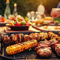 素材の旨みを引き出す本格BBQの魅力と香ばしさ