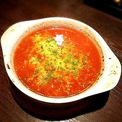 真っ赤なトマトスープ