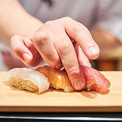 【平日限定】極み寿司/握り寿司が楽しめる♪120分飲み放題付きコース3500円！の写真
