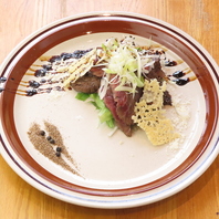 ジューシーな絶品牛ハラミの鉄板焼きをぜひ！