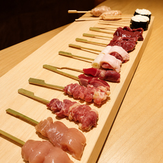 こだわりの生産農家から直接仕入れた地鶏で作る自慢の串