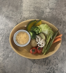 温野菜とふきのとうのバーニャカウダソース