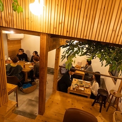 8名様～12名様で貸切利用可能！ご家族でのお食事やちょっとしたパーティーなどにご利用頂けます！