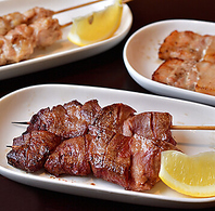 熟練の技が光る◎炭火で焼き上げる極上の熟成肉！