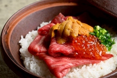 十勝黒毛和牛と生ウニ＆イクラ