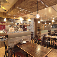 【貸切100名様ok】プロジェクター・マイク貸出無料!!