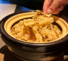 季節のいろどり土鍋ご飯