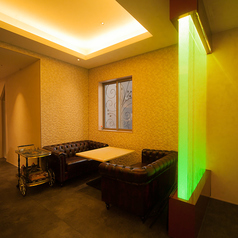 4名掛けテーブル